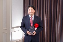 万協製薬の社長 松浦信男が「EOY東海・北陸大会アントレプレナー賞」に選出されました！